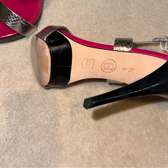 Bebe platform sandals - Picture 3 of 5